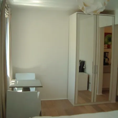 Appartement Kirschgarten Rochusstrasse